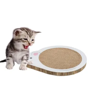 TRIXIE JUNIOR škrabací karton "myš", catnip,  35 x 2,5 x 29,5 cm, bílá