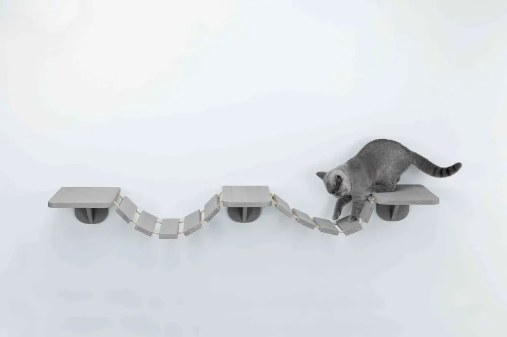 TRIXIE Šplhací žebřík k upevnění na stěnu, 3 platformy, 150x30cm, šedohnědá